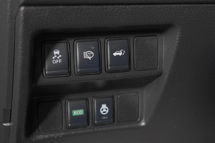 Nissan X-Trail 23 из 28