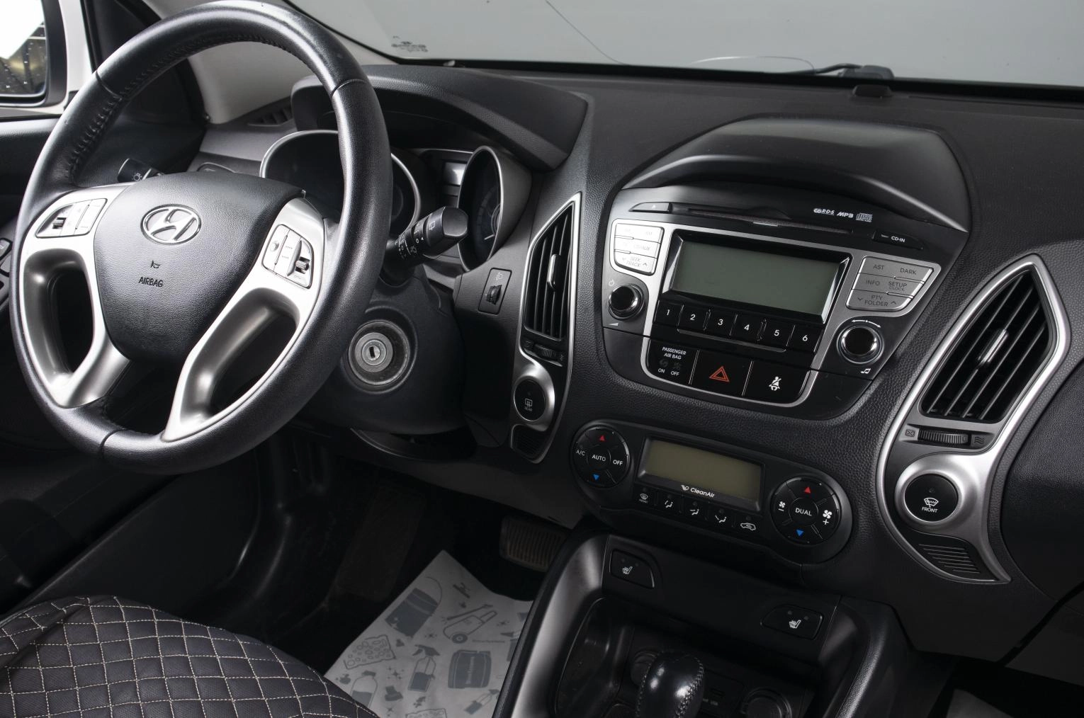 Hyundai ix35 11 из 20