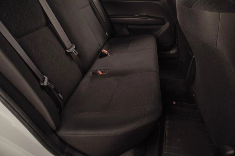 Toyota Corolla Axio 16 из 16