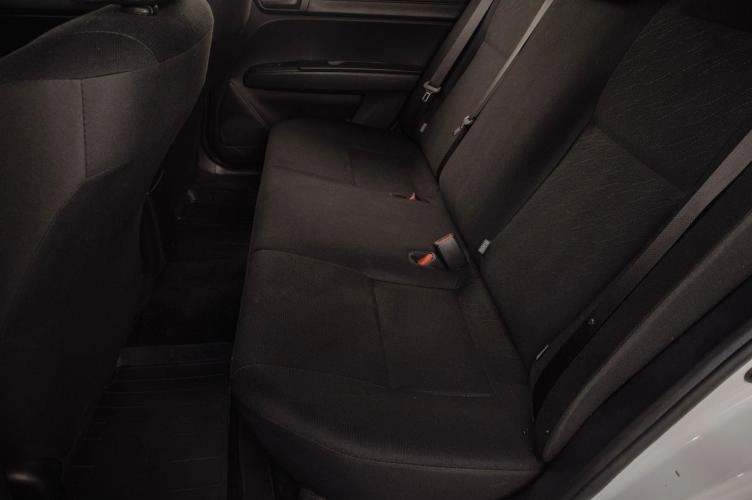 Toyota Corolla Axio 15 из 16