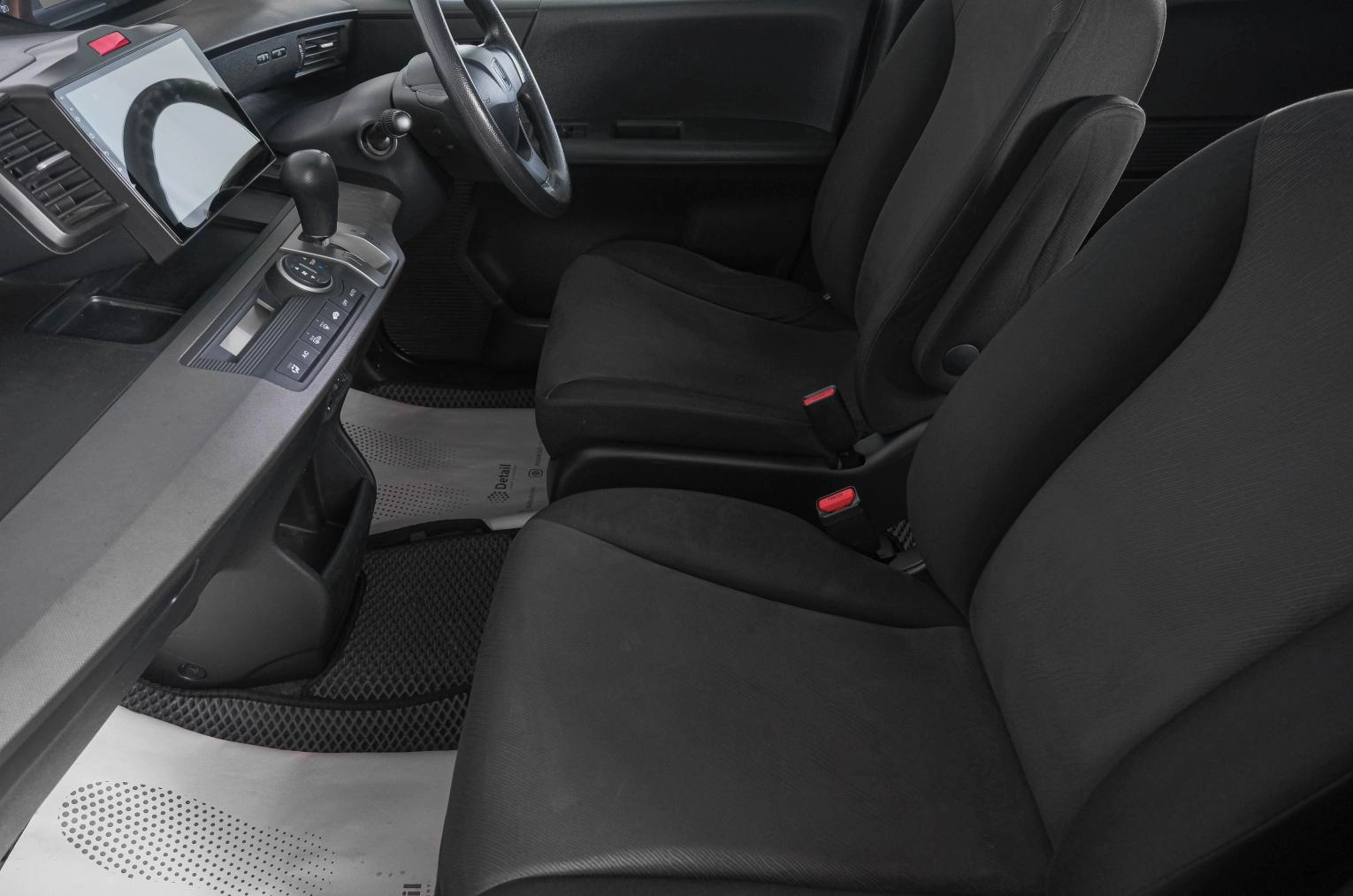 Honda Freed 8 из 20