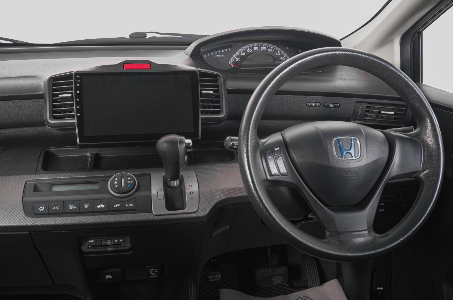 Honda Freed 14 из 20