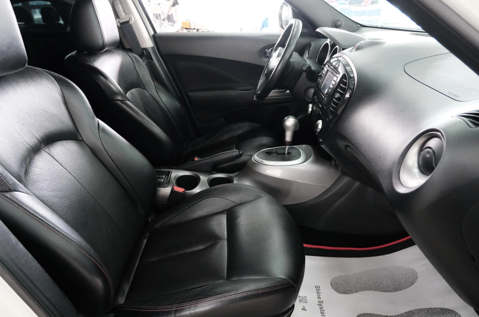 Nissan Juke 22 из 26