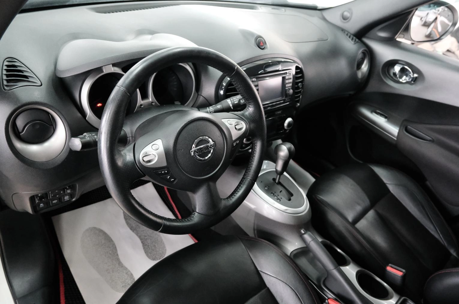 Nissan Juke 10 из 26