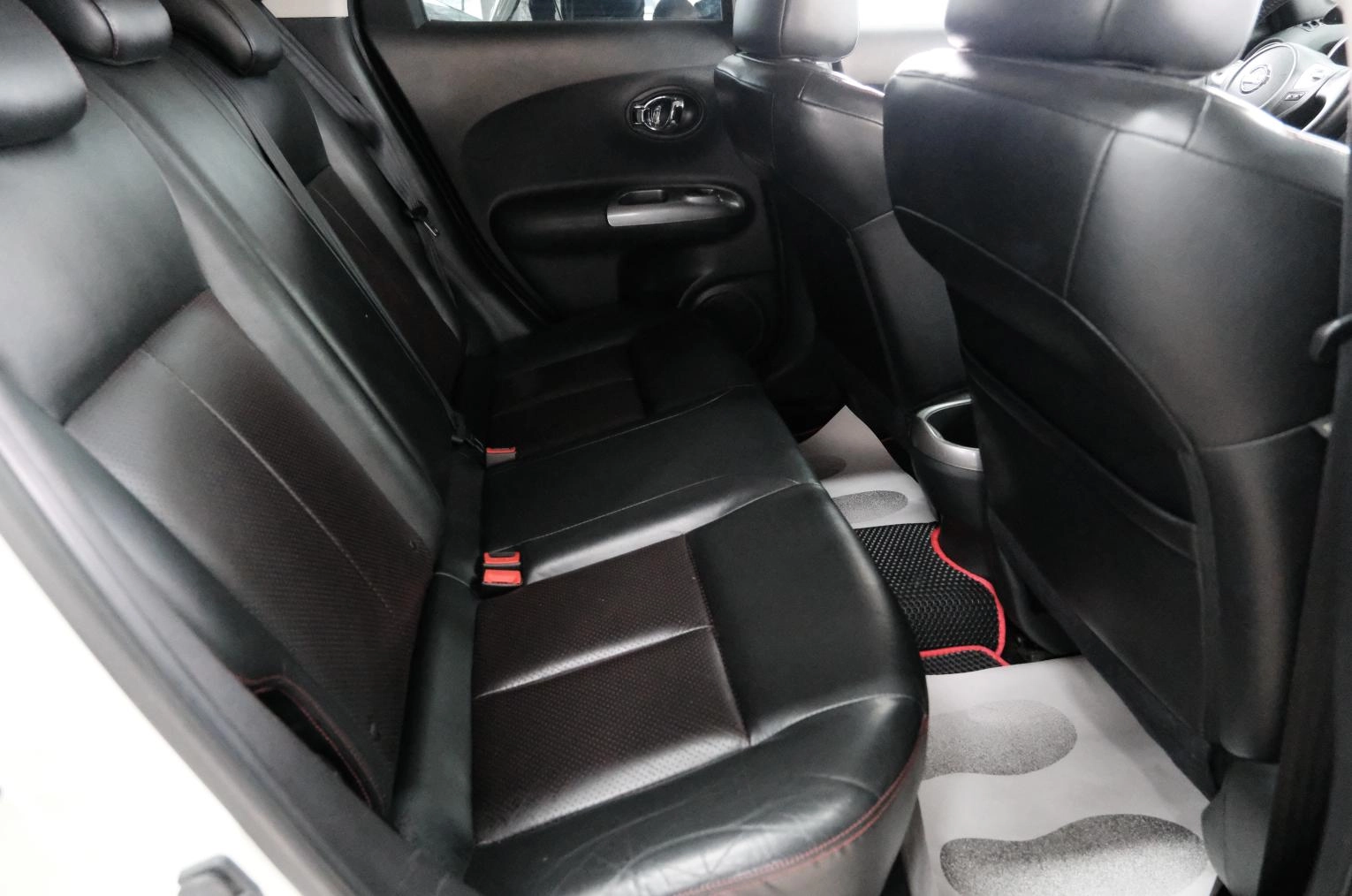 Nissan Juke 24 из 26