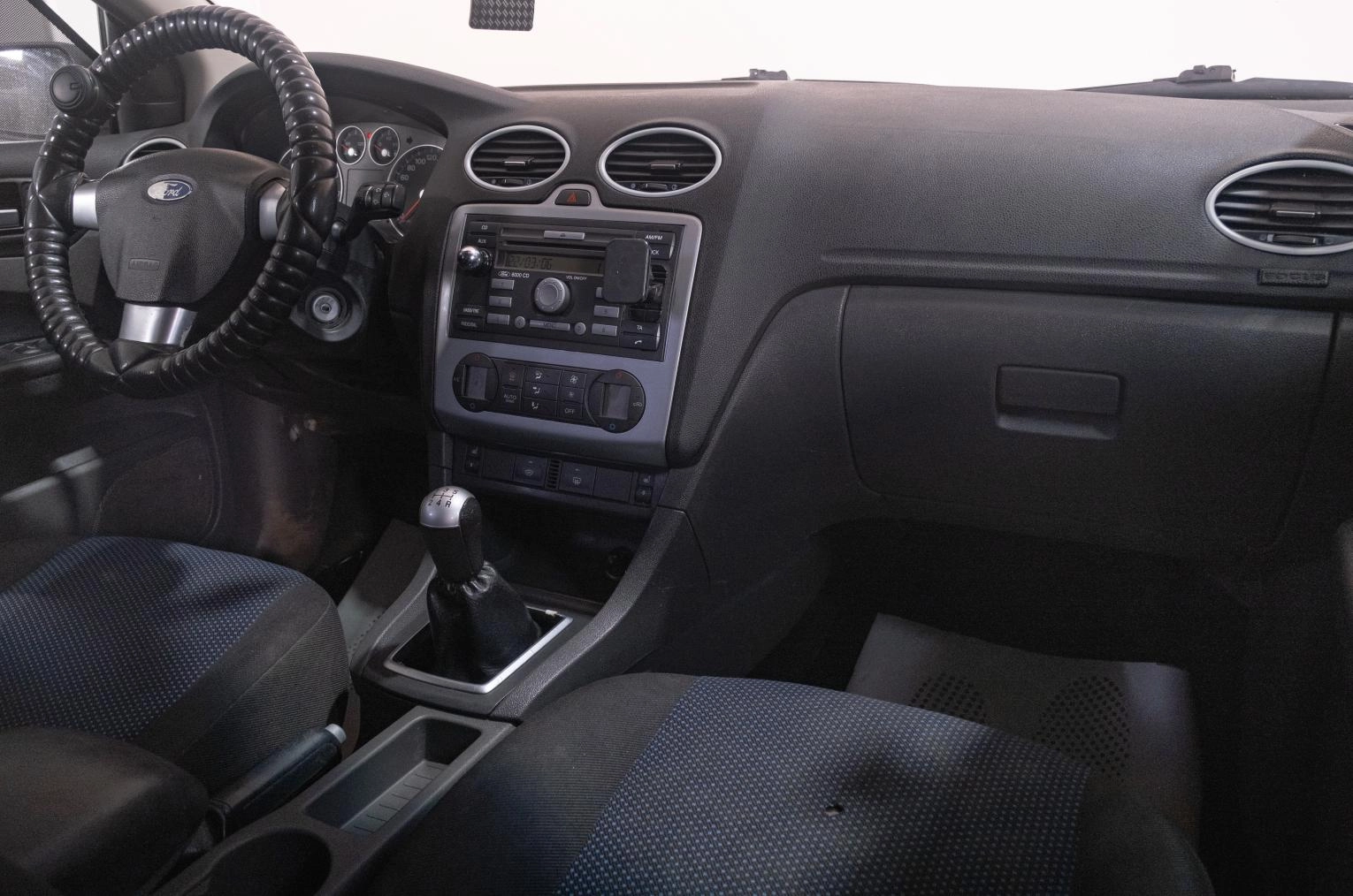Ford Focus 15 из 17
