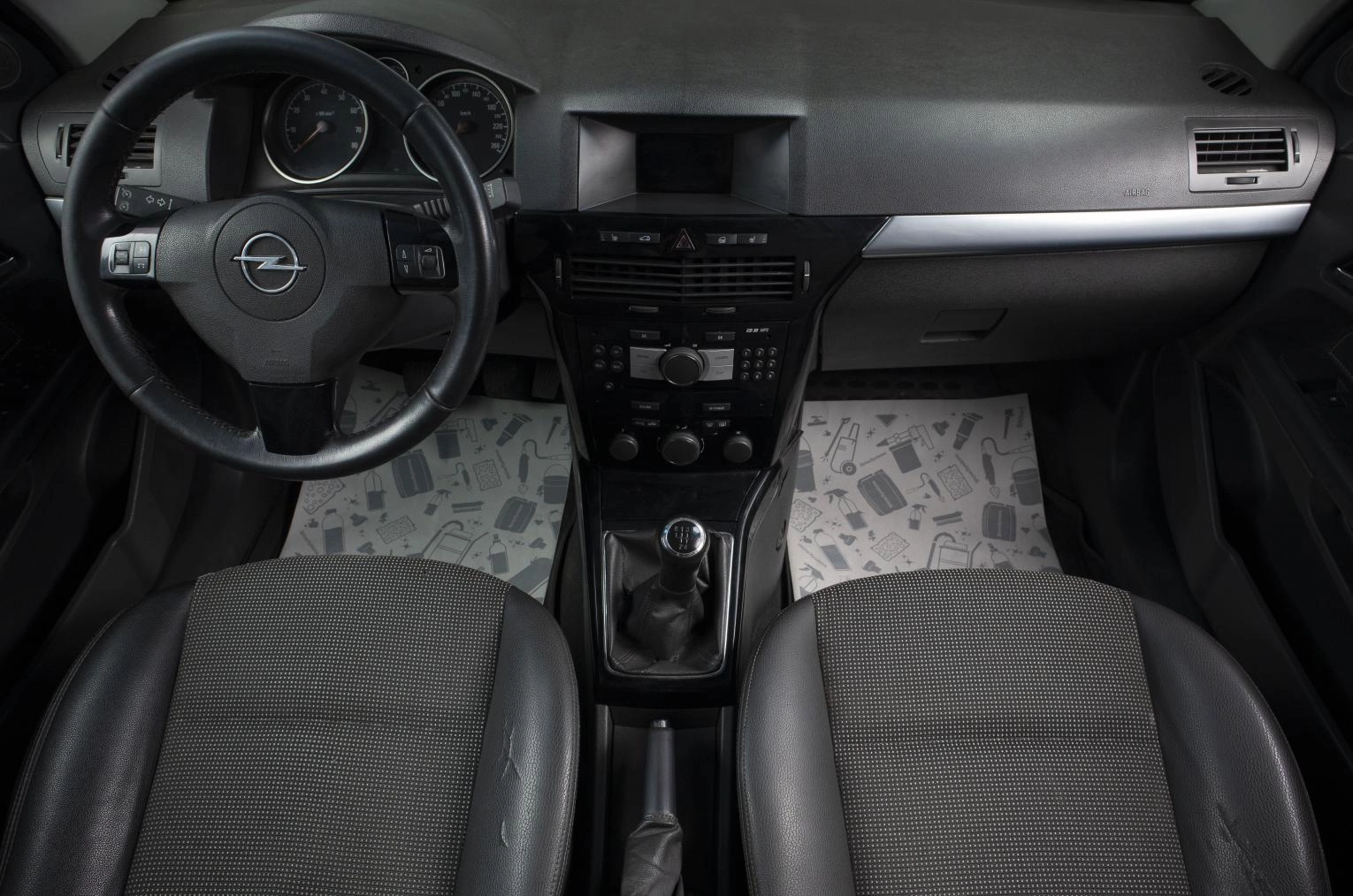 Opel Astra 7 из 19