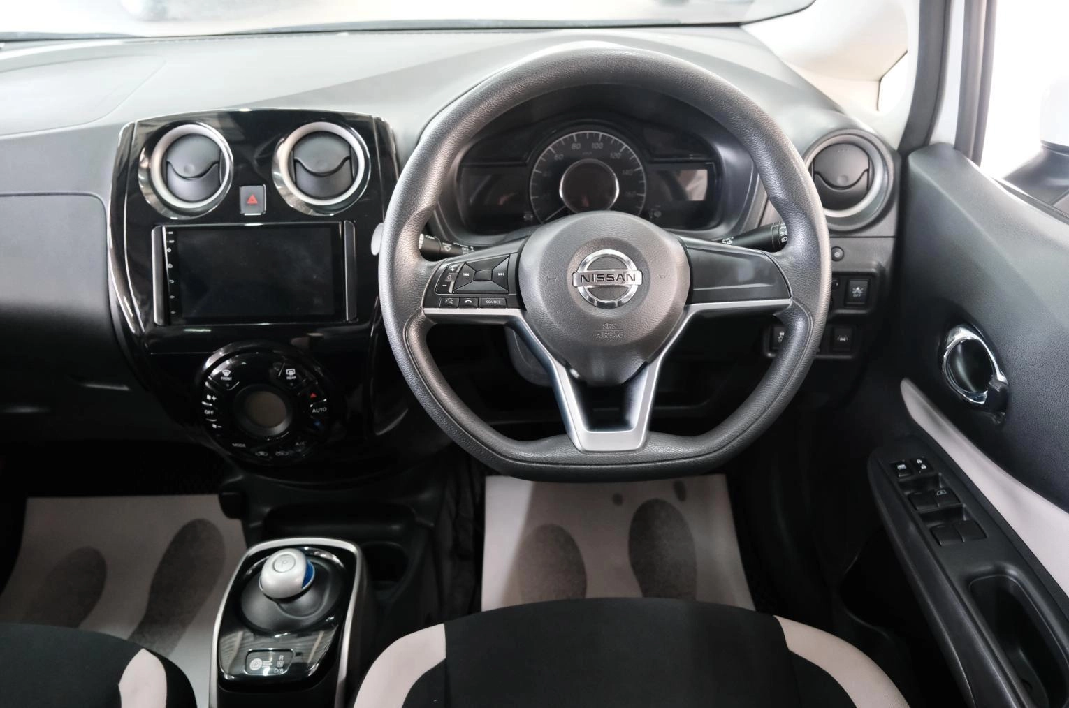 Nissan Note 20 из 47