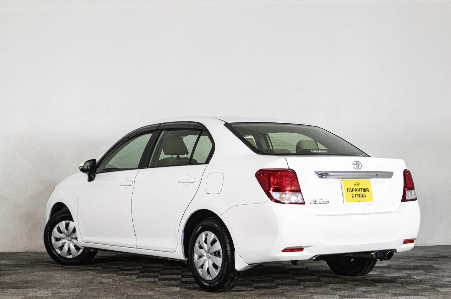 Toyota Corolla Axio 6 из 15