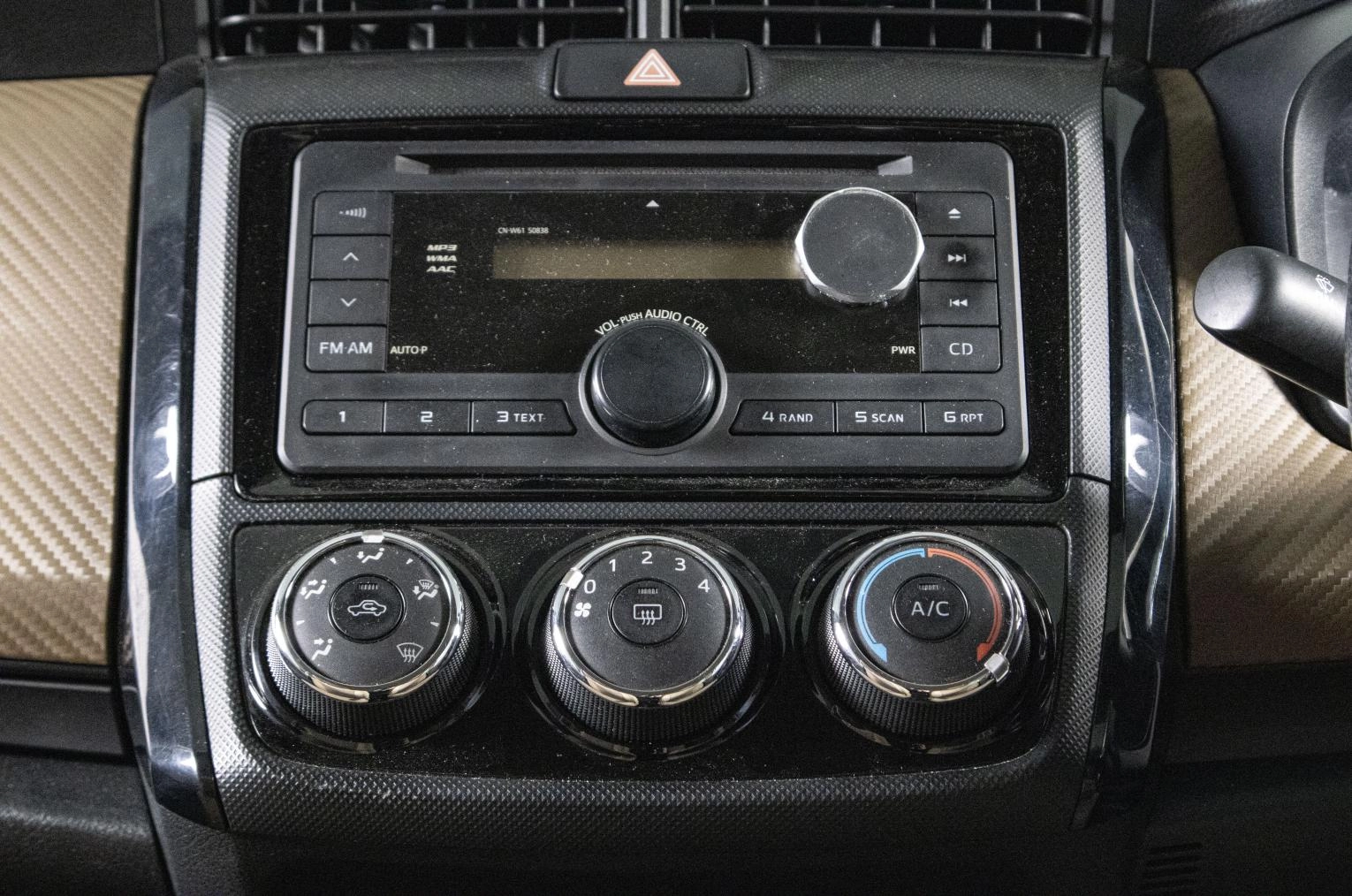 Toyota Corolla Axio 12 из 15