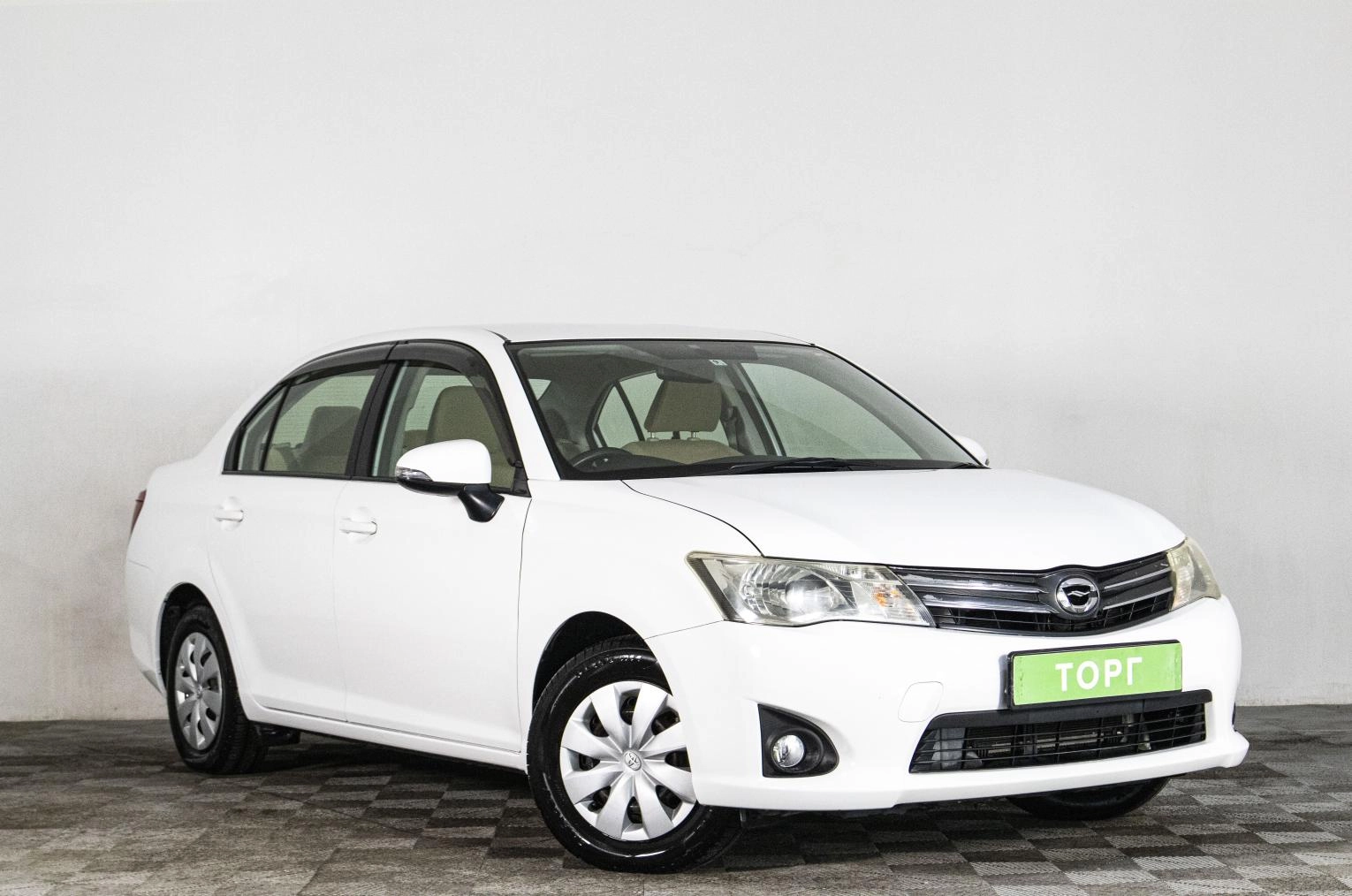 Toyota Corolla Axio 1 из 15