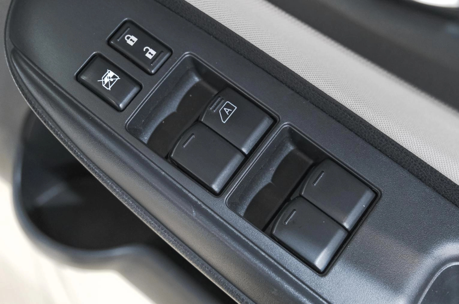 Nissan Note 18 из 24