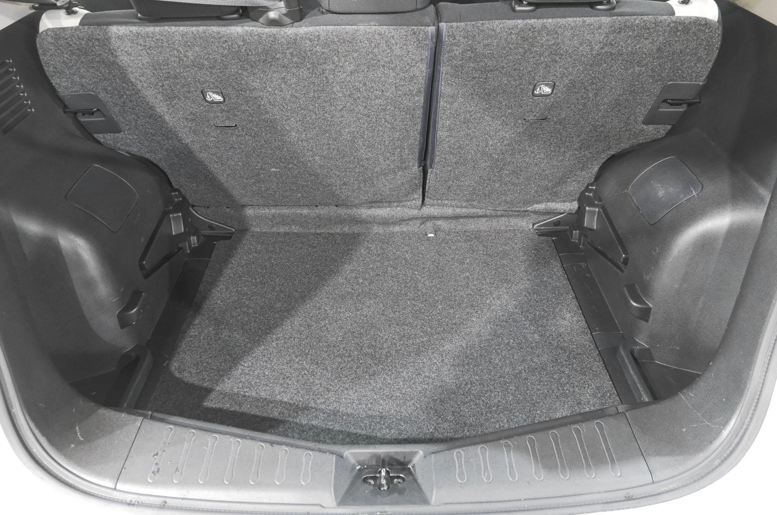 Nissan Note 23 из 23