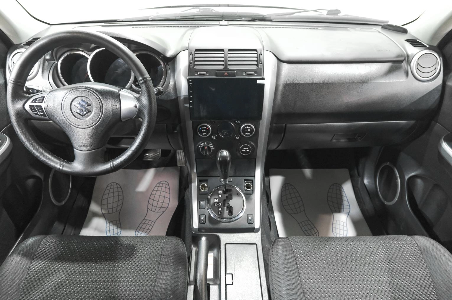 Suzuki Grand Vitara 10 из 23