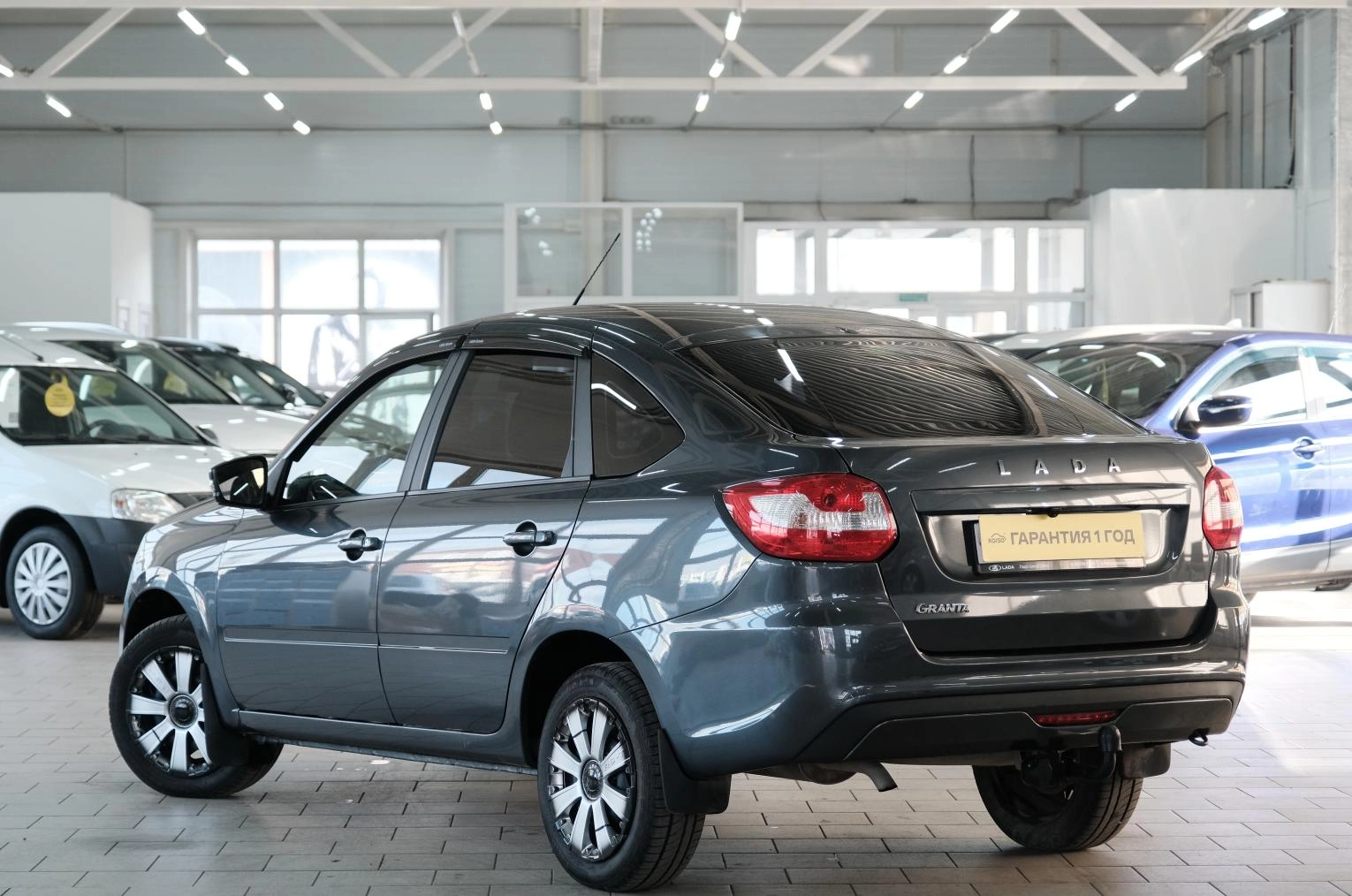 ВАЗ (LADA) Granta 4 из 22