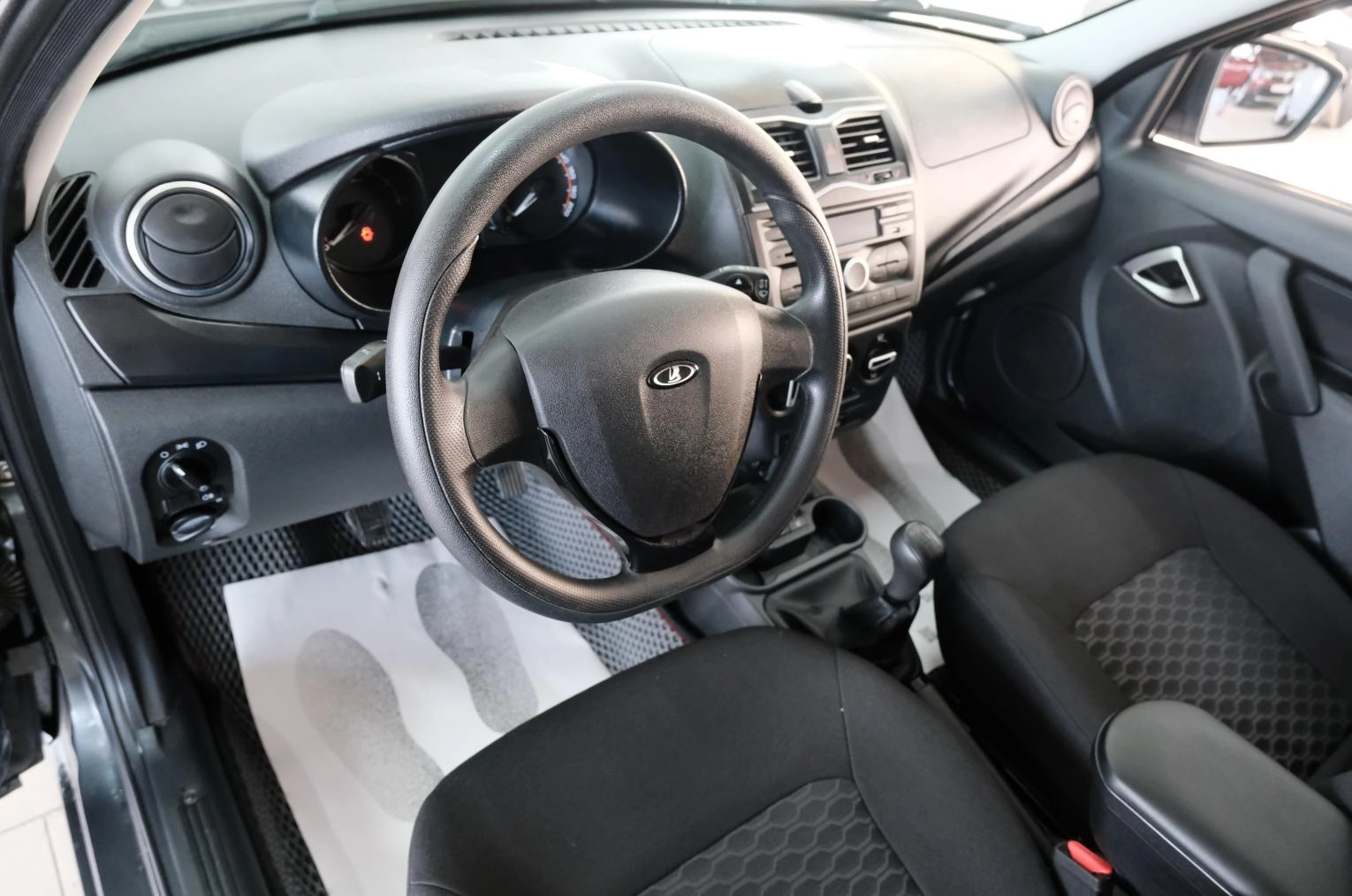 ВАЗ (LADA) Granta 9 из 22
