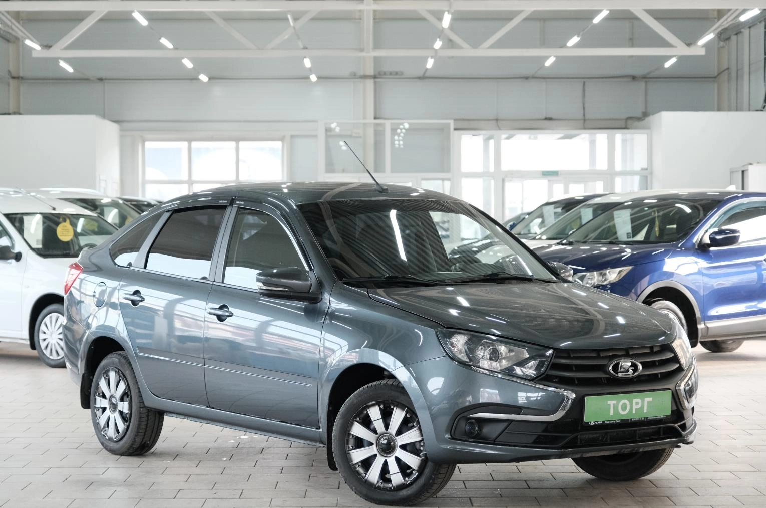 ВАЗ (LADA) Granta 1 из 22