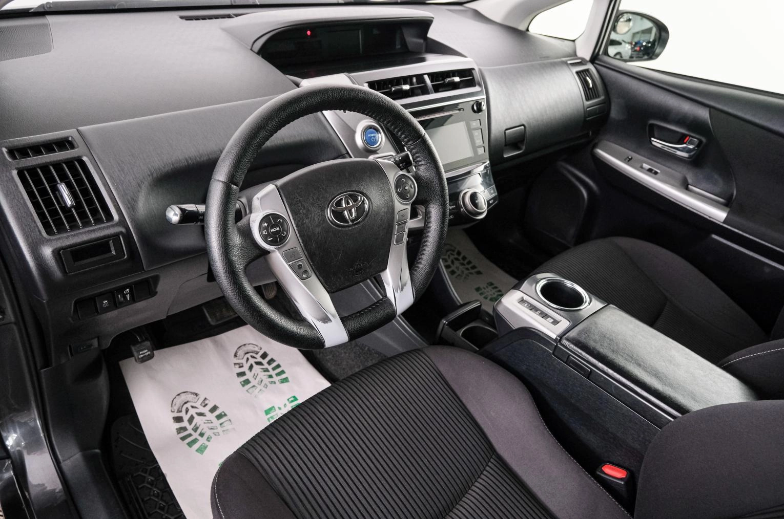 Toyota Prius 8 из 20