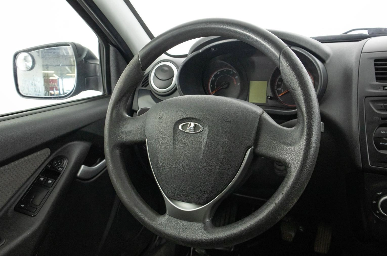 ВАЗ (LADA) Kalina Cross 23 из 41