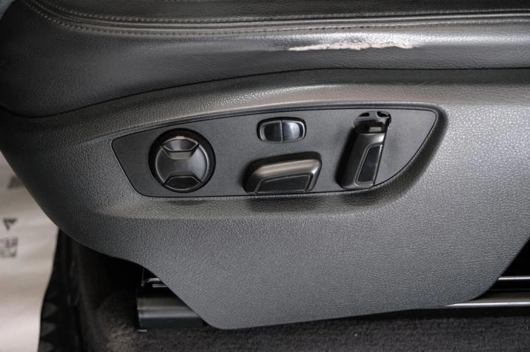 Volkswagen Touareg 12 из 31