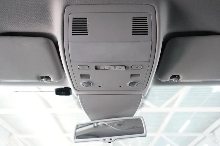 Volkswagen Touareg 20 из 31