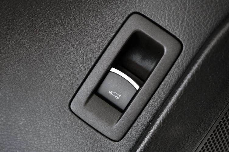 Volkswagen Touareg 29 из 31