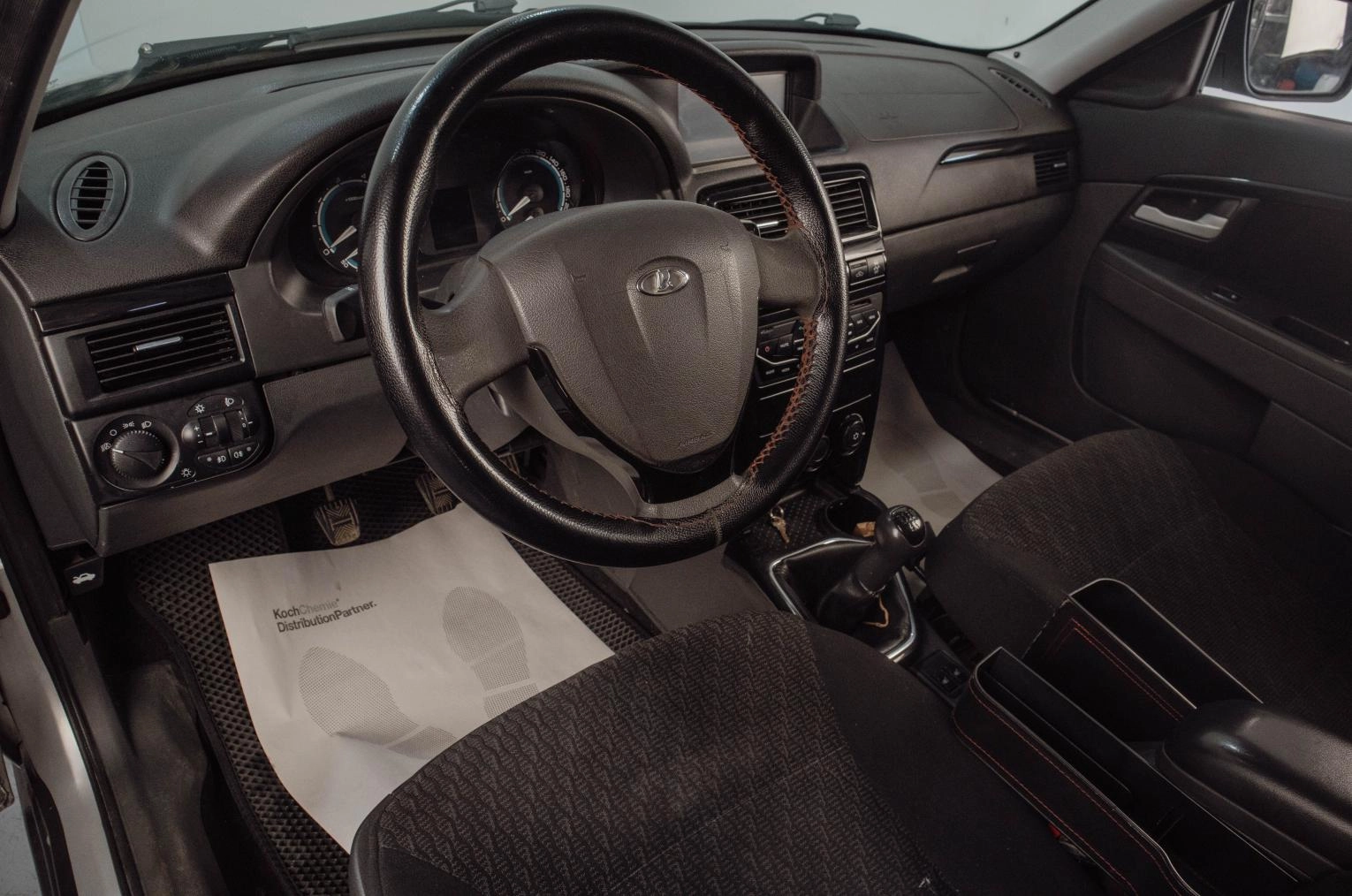 ВАЗ (LADA) Priora 8 из 18