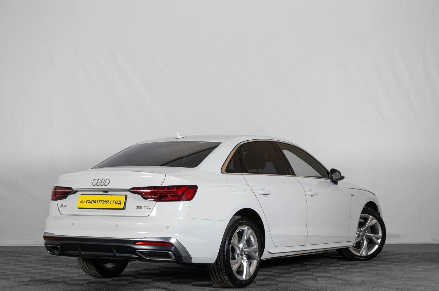 Audi A4 7 из 45