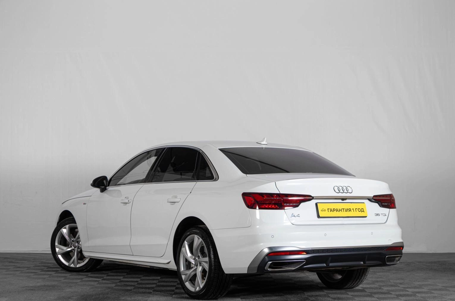 Audi A4 11 из 45