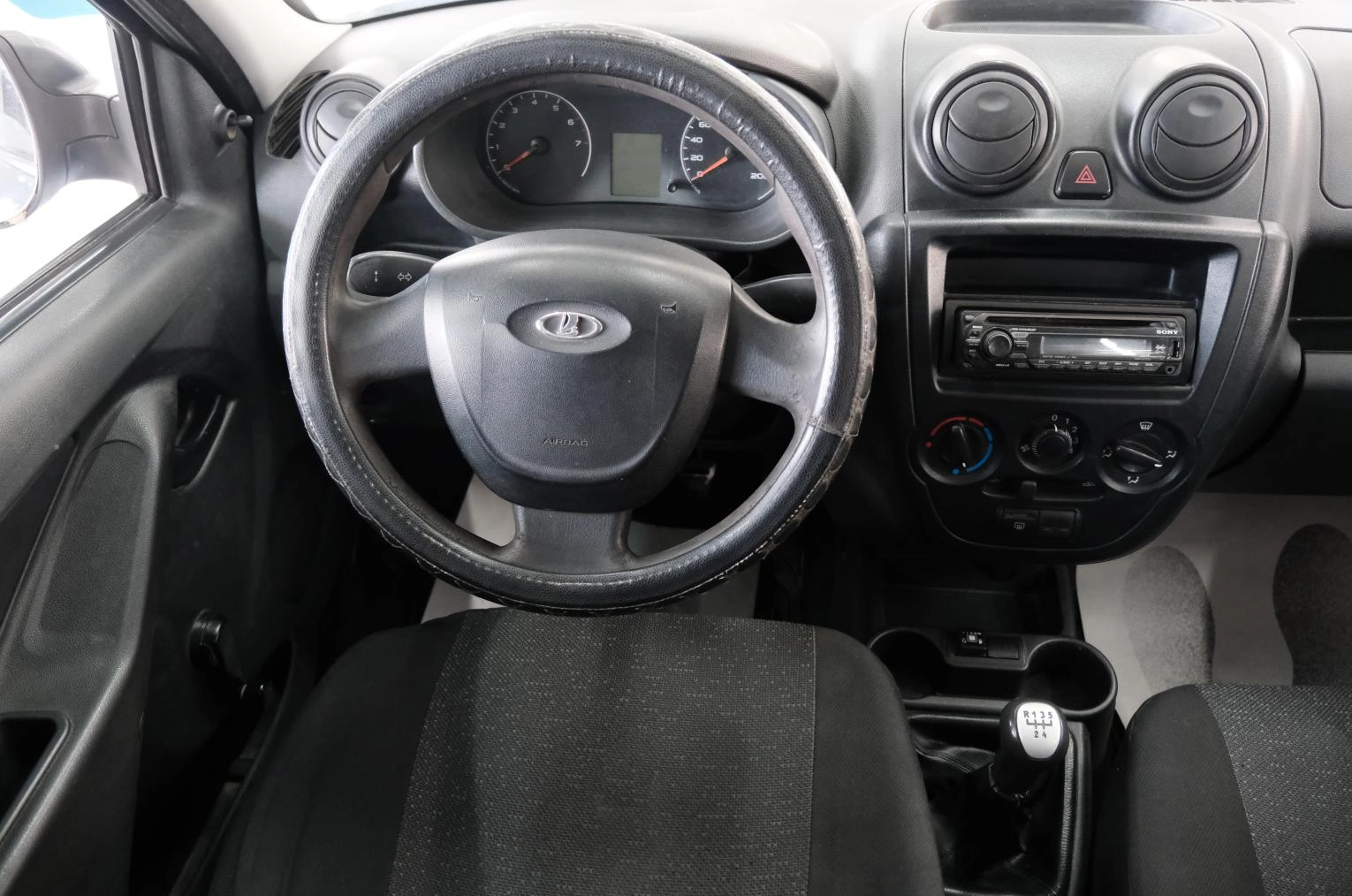 ВАЗ (LADA) Granta 10 из 21