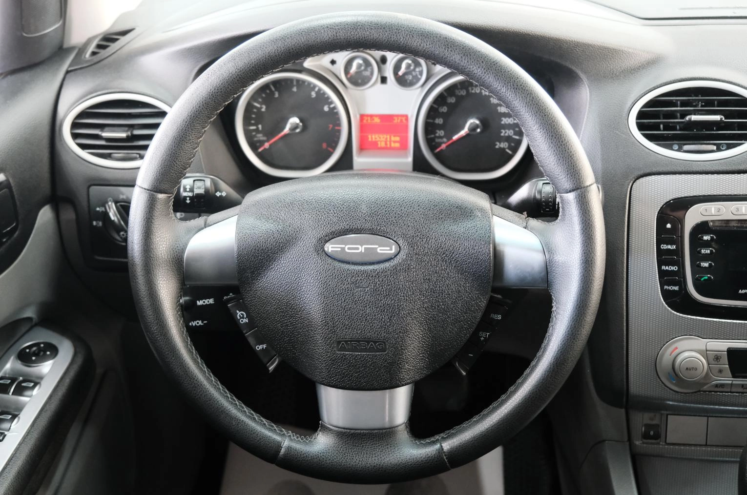 Ford Focus 13 из 25