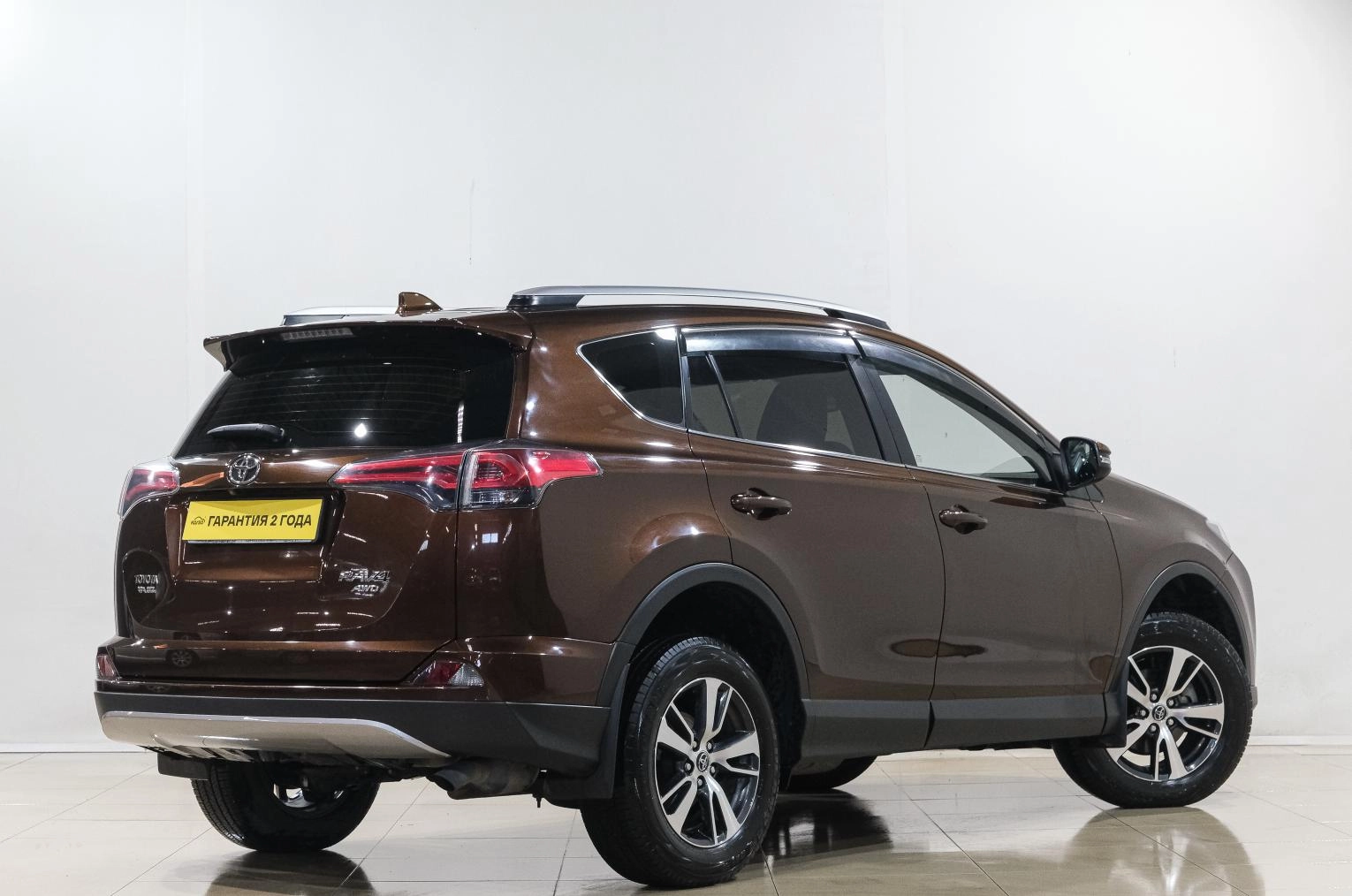 Toyota RAV4 6 из 28