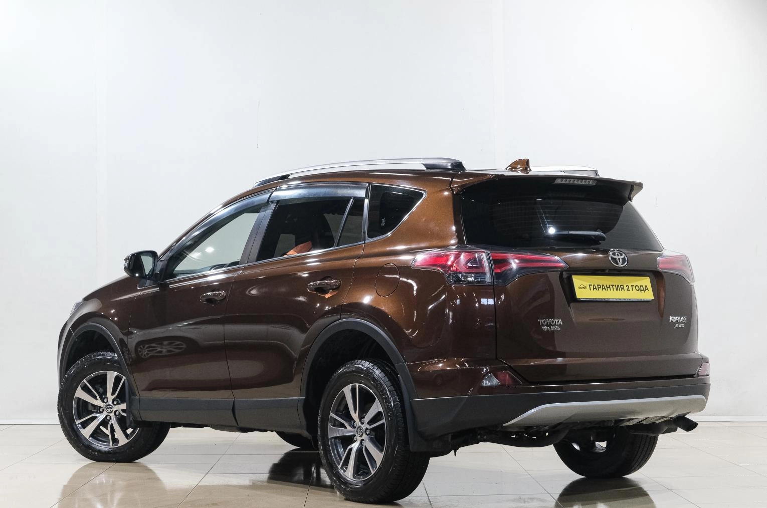 Toyota RAV4 4 из 28