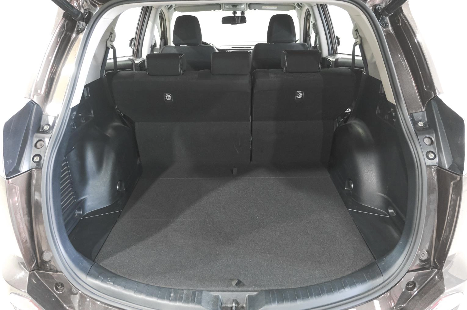 Toyota RAV4 27 из 28