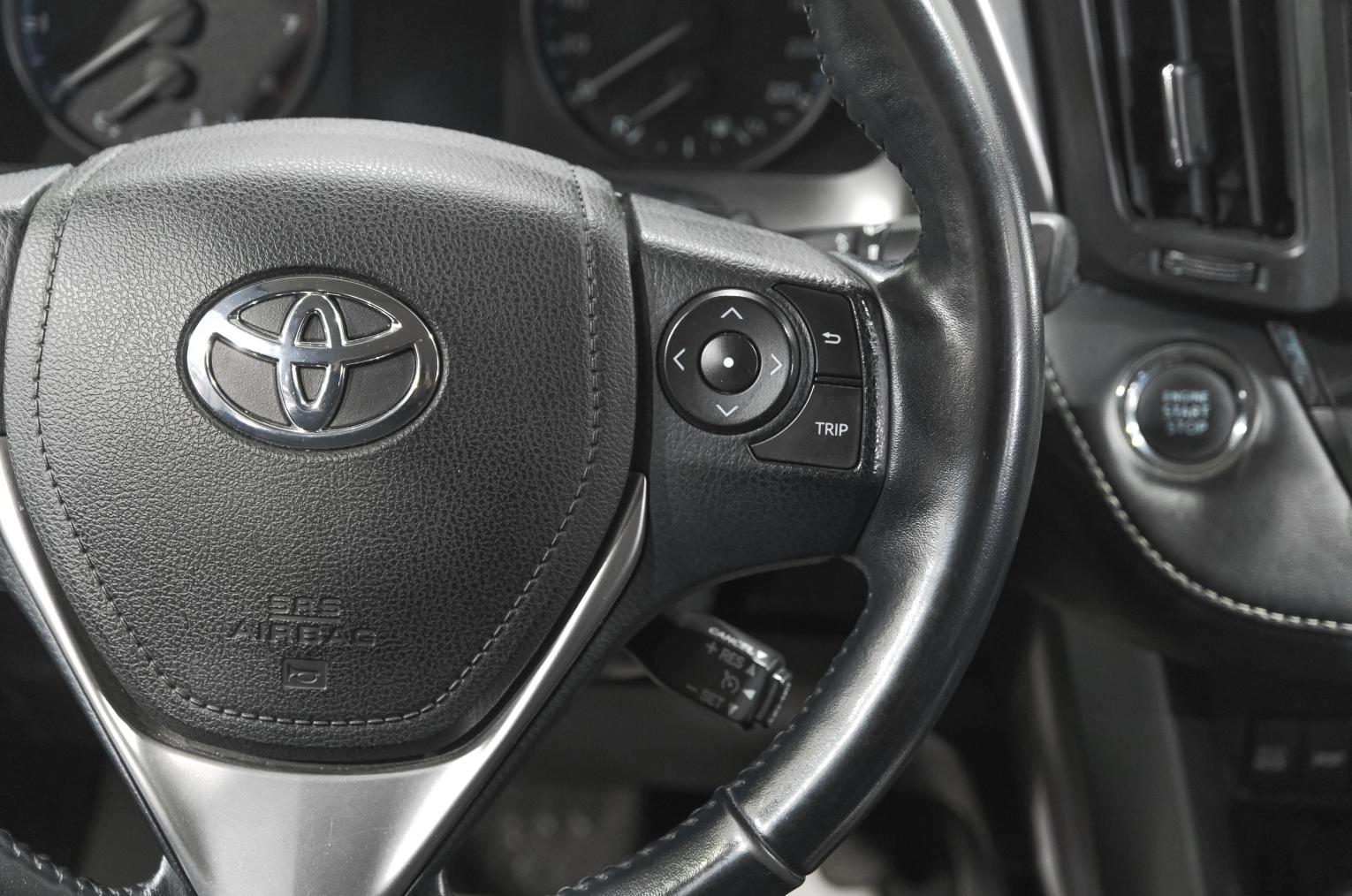Toyota RAV4 11 из 28