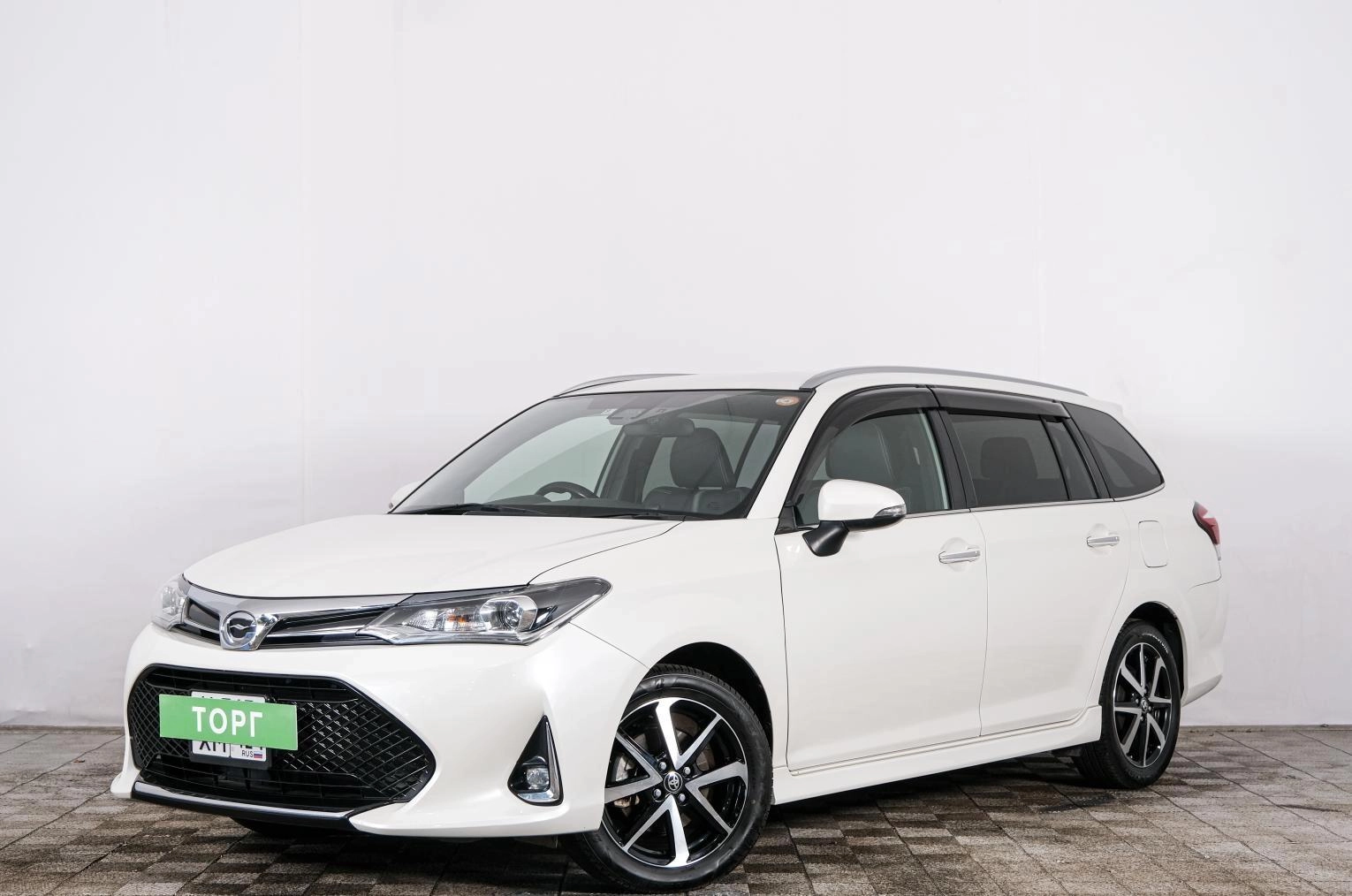 Toyota Corolla Fielder 4 из 43