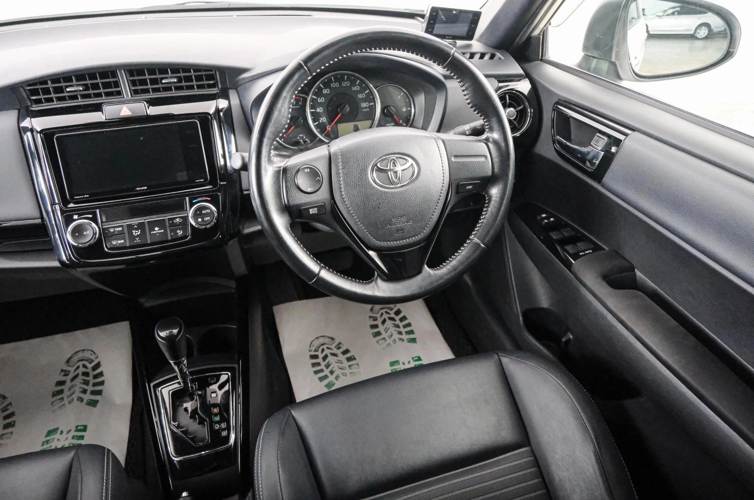 Toyota Corolla Fielder 16 из 43