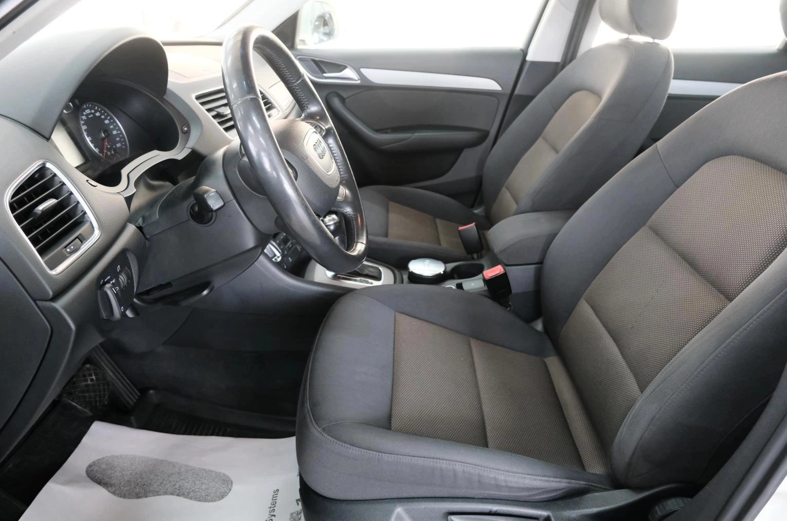 Audi Q3 19 из 97