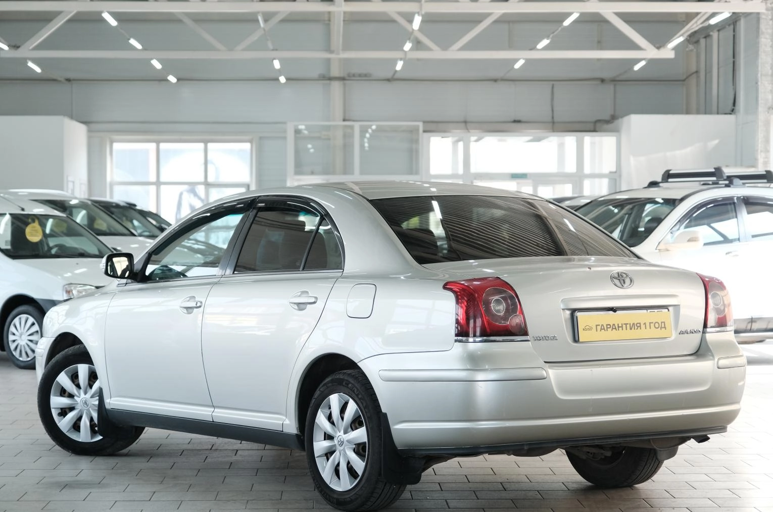 Toyota Avensis 4 из 24