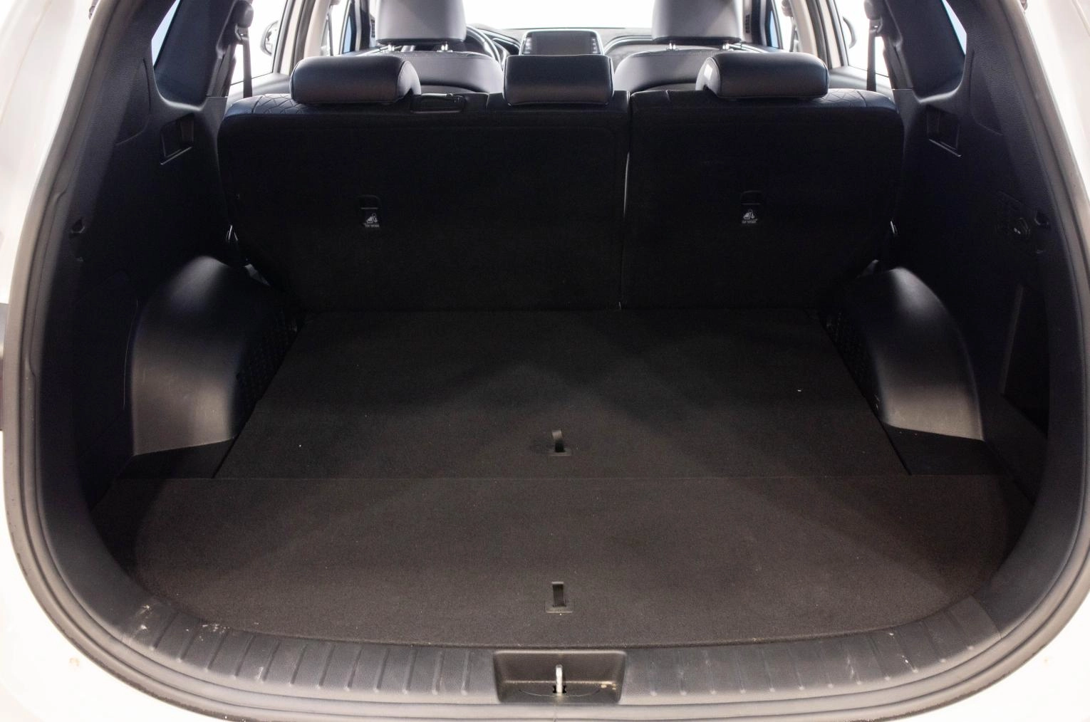 Hyundai Santa Fe 30 из 30