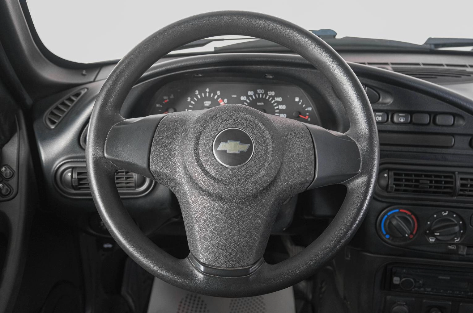 Chevrolet Niva 15 из 22