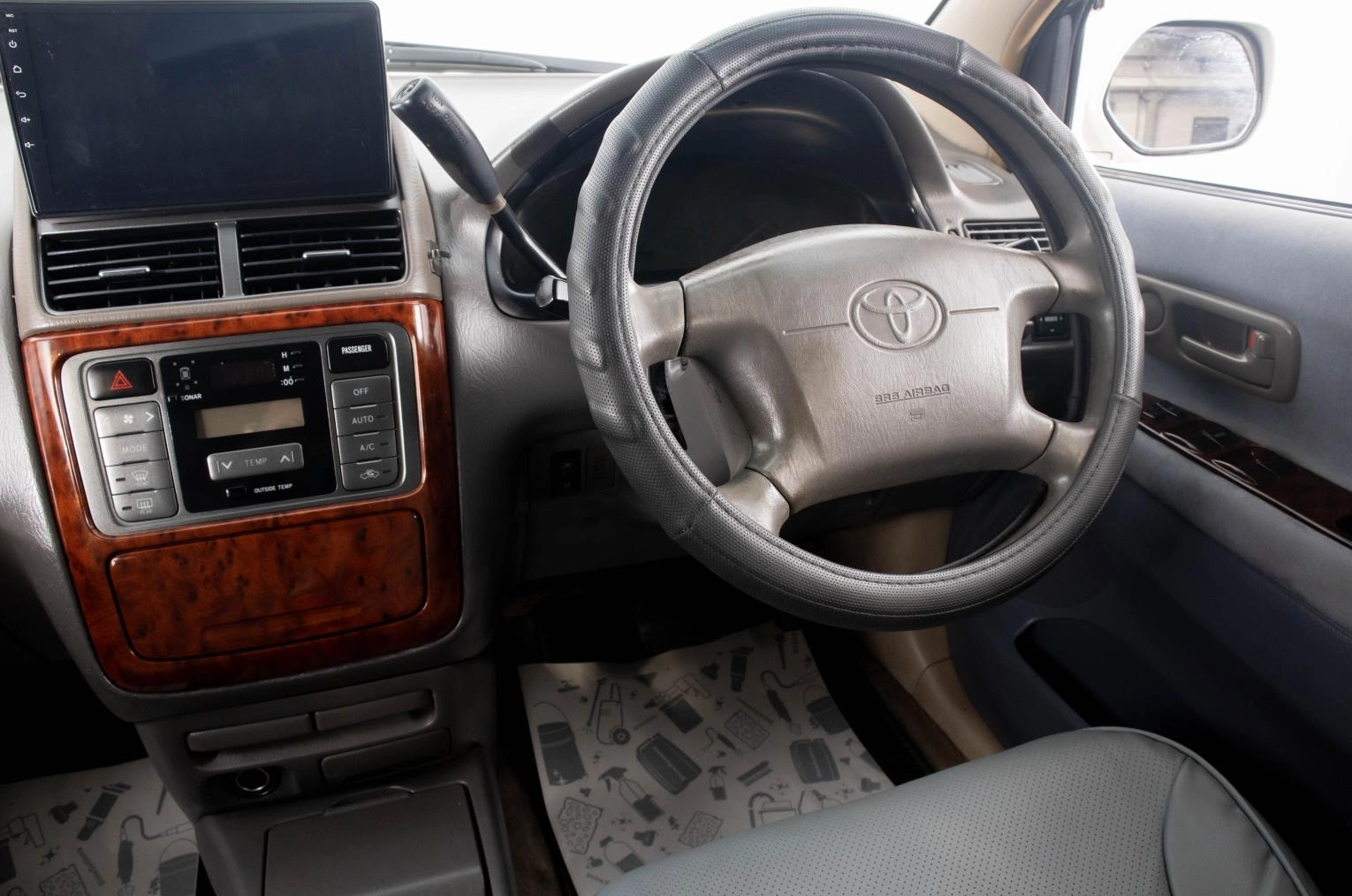 Toyota Gaia 13 из 24