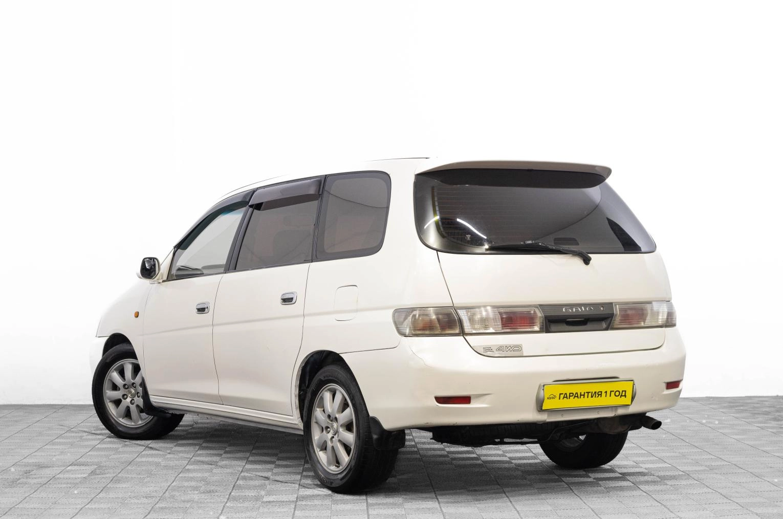 Toyota Gaia 6 из 24