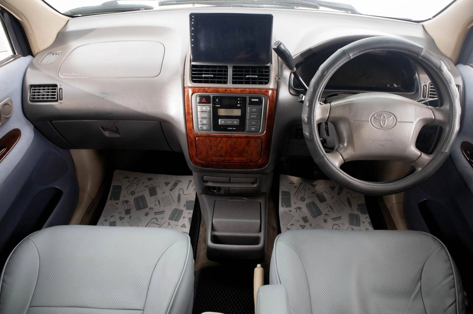 Toyota Gaia 7 из 24