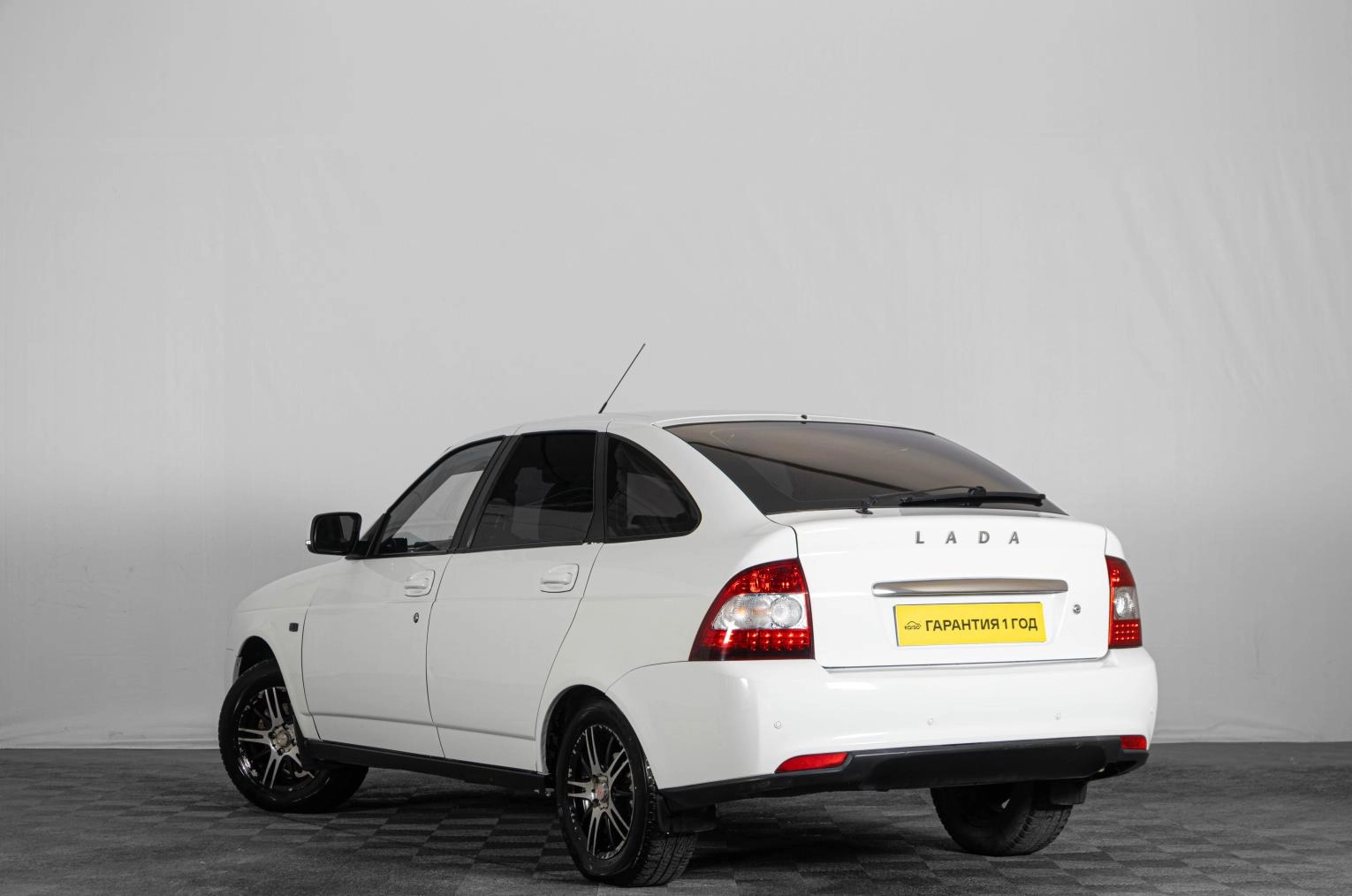 ВАЗ (LADA) Priora 6 из 18