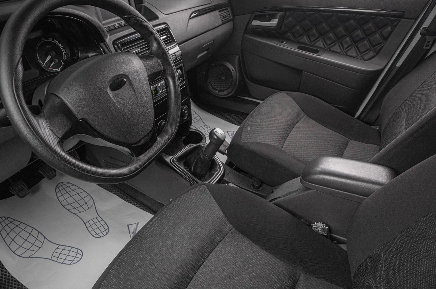 ВАЗ (LADA) Priora 8 из 18