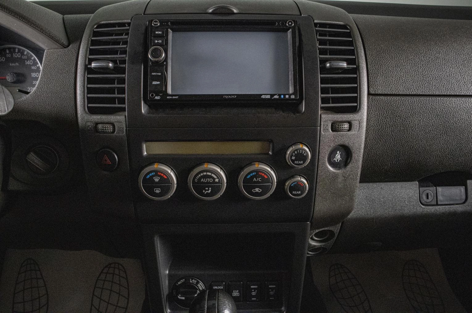 Nissan Pathfinder 15 из 22