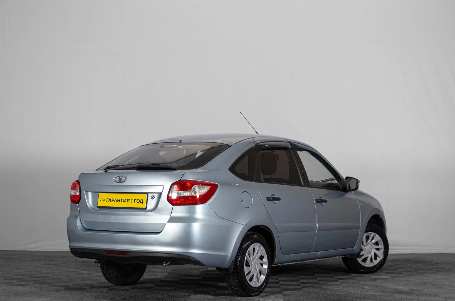 ВАЗ (LADA) Granta 4 из 17