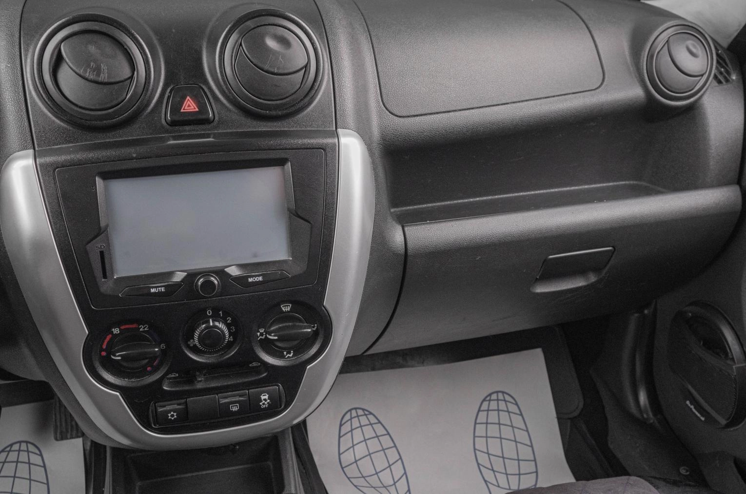 ВАЗ (LADA) Granta 13 из 17