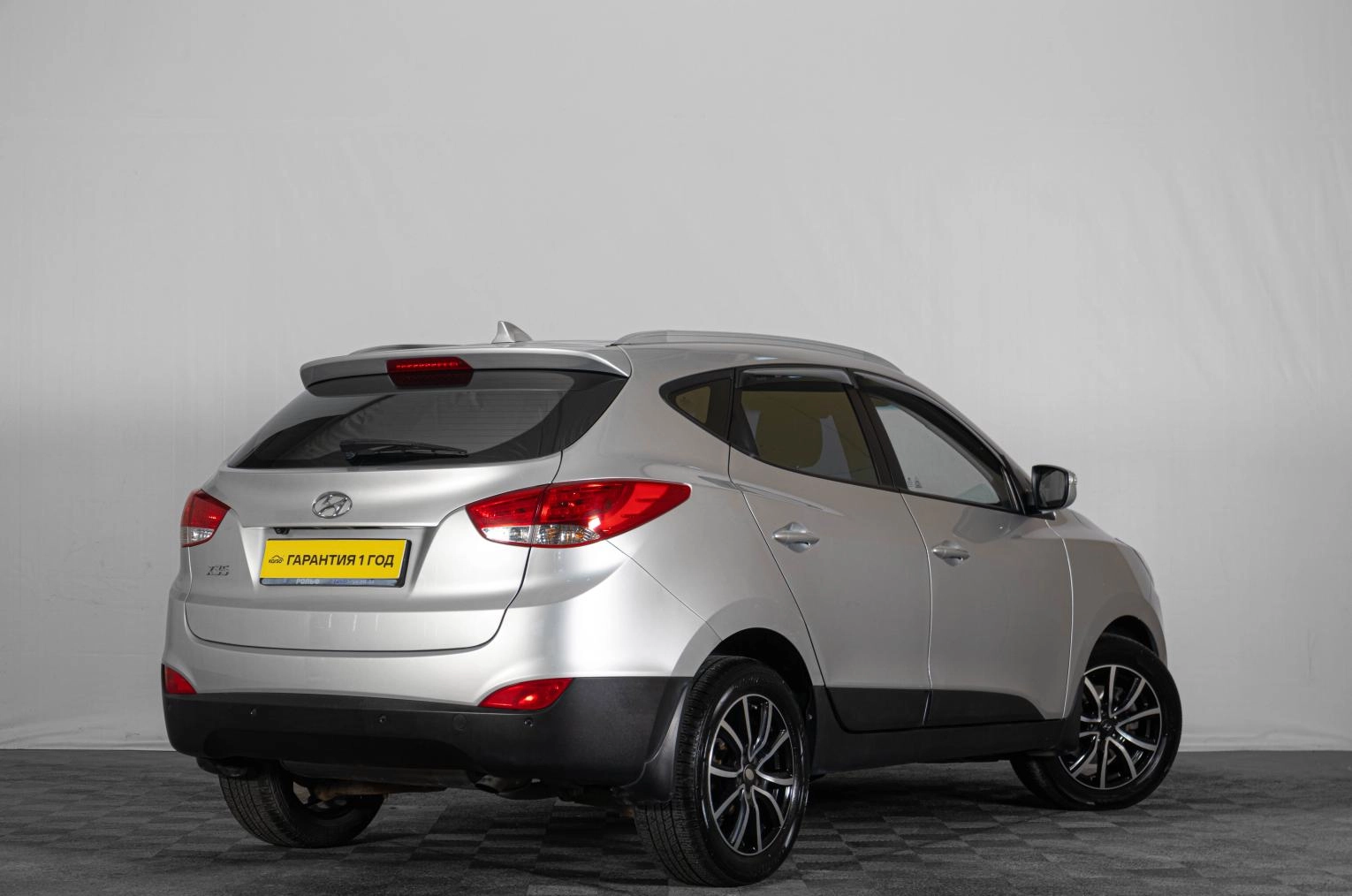 Hyundai ix35 4 из 19